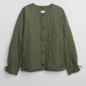 NWOT! Gap Olive Green Quilted Jacket with Sinched Sleeves